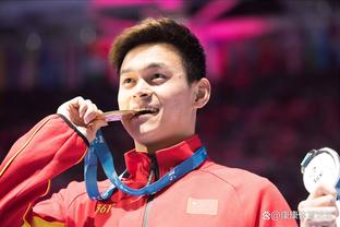 ?包揽冠亚军！男子体操单杠中国选手张博恒夺金 林超攀摘银